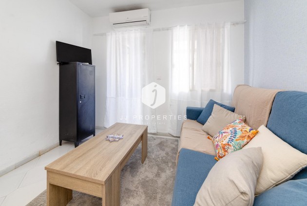 Tweedehands - Appartement / flat -
Torrevieja - Centro