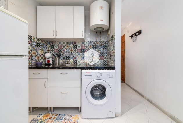 Tweedehands - Appartement / flat -
Torrevieja - Centro