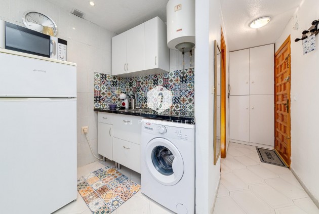 Tweedehands - Appartement / flat -
Torrevieja - Centro