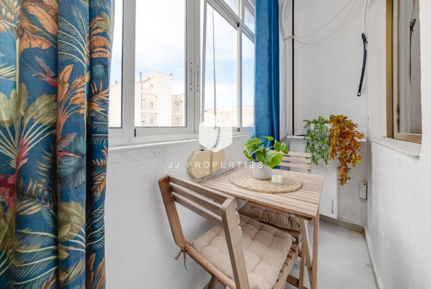 Tweedehands - Appartement / flat -
Torrevieja - Centro