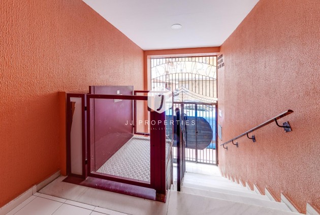 Tweedehands - Appartement / flat -
Torrevieja - Centro