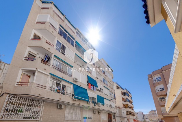 Tweedehands - Appartement / flat -
Torrevieja - Centro