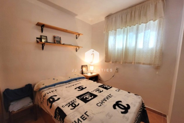 Tweedehands - Appartement / flat -
Torrevieja - Nueva Torrevieja