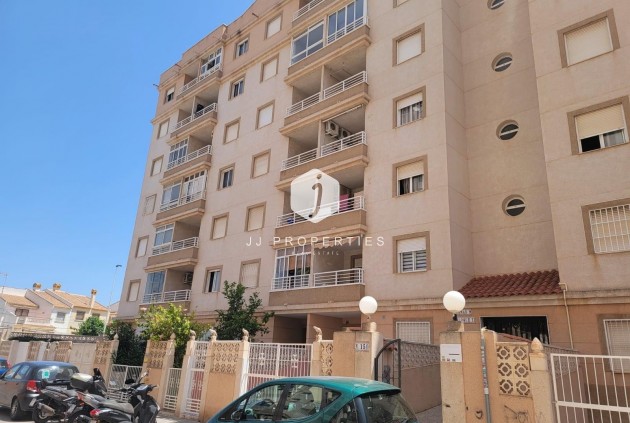 Tweedehands - Appartement / flat -
Torrevieja - Nueva Torrevieja