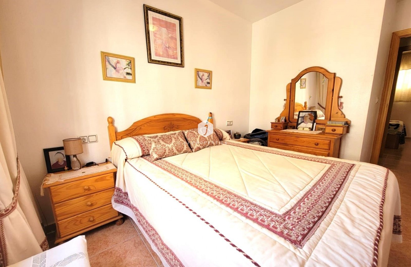 Tweedehands - Appartement / flat -
Torrevieja - Nueva Torrevieja