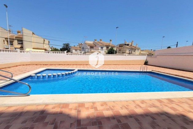 Tweedehands - Appartement / flat -
Torrevieja - Nueva Torrevieja