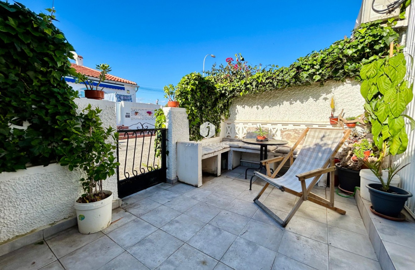 Aus zweiter Hand - Chalet -
Torrevieja - Costa Blanca