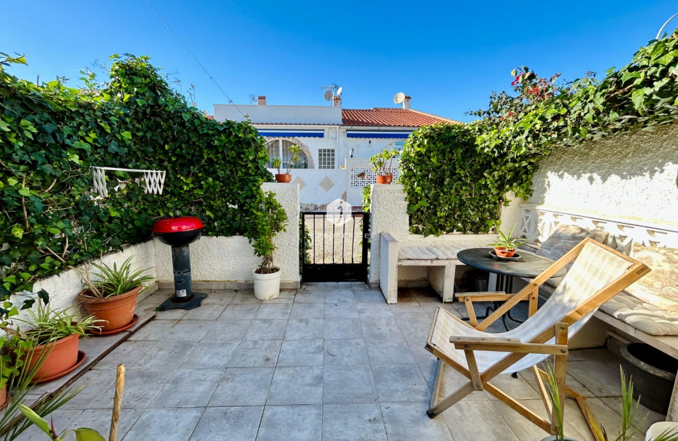 Aus zweiter Hand - Chalet -
Torrevieja - Costa Blanca