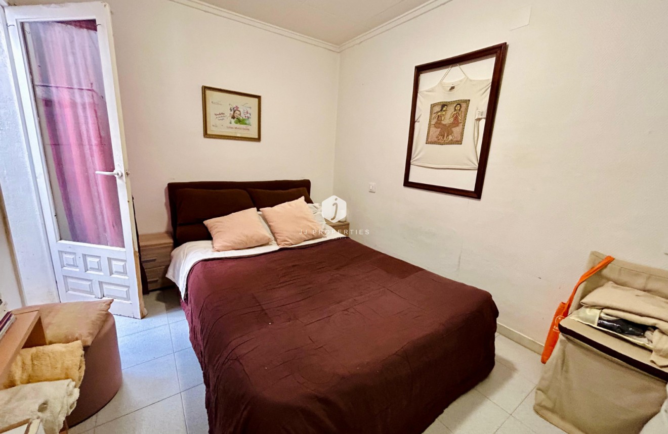 Aus zweiter Hand - Chalet -
Torrevieja - Costa Blanca