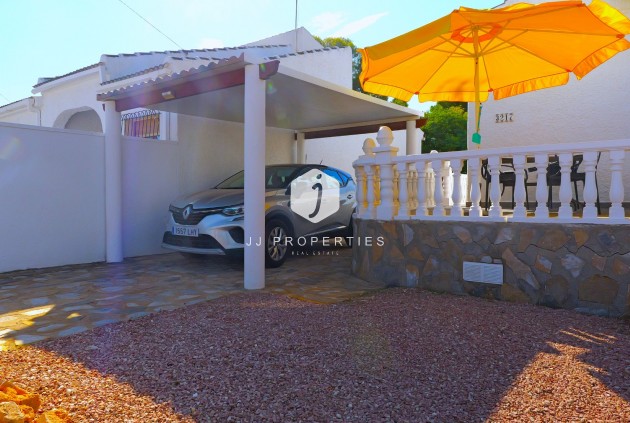 Tweedehands - Villa -
Torrevieja - Costa Blanca