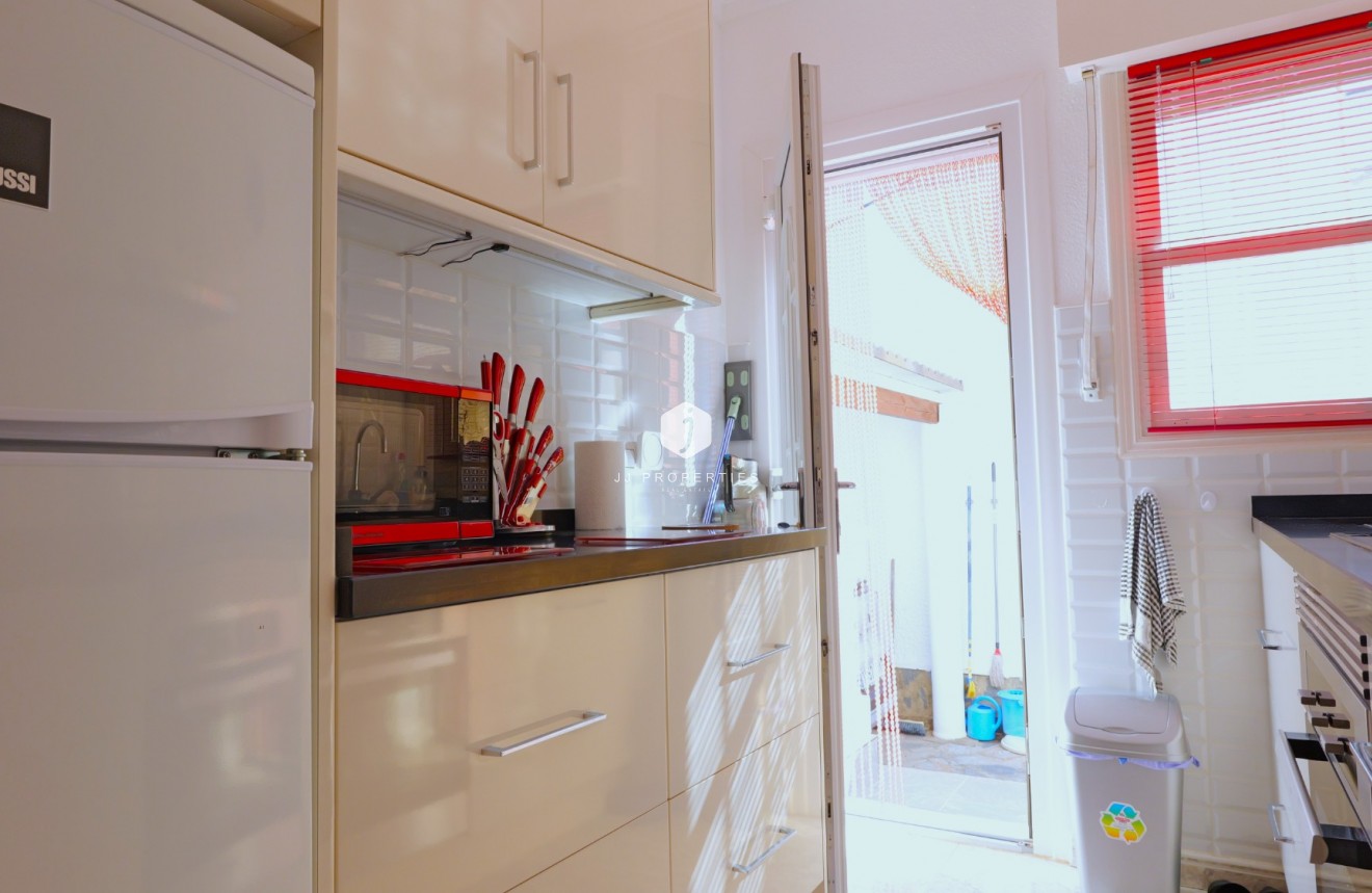 Tweedehands - Villa -
Torrevieja - Costa Blanca