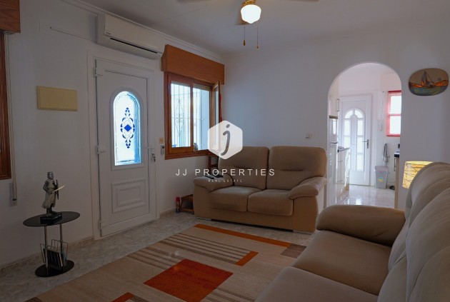 Tweedehands - Villa -
Torrevieja - Costa Blanca