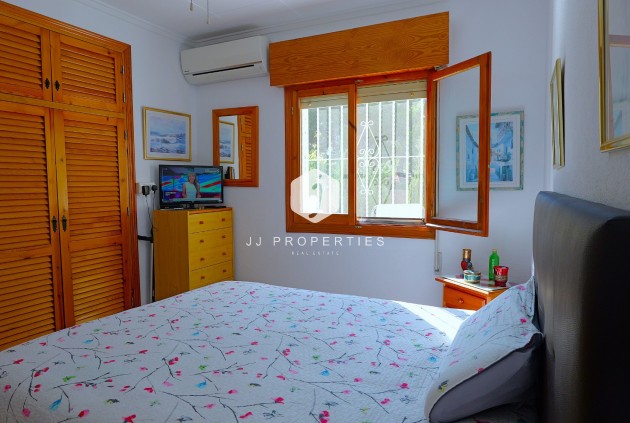 Tweedehands - Villa -
Torrevieja - Costa Blanca