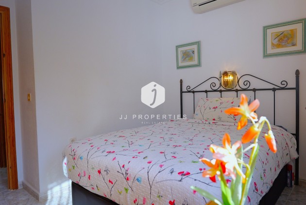 Tweedehands - Villa -
Torrevieja - Costa Blanca