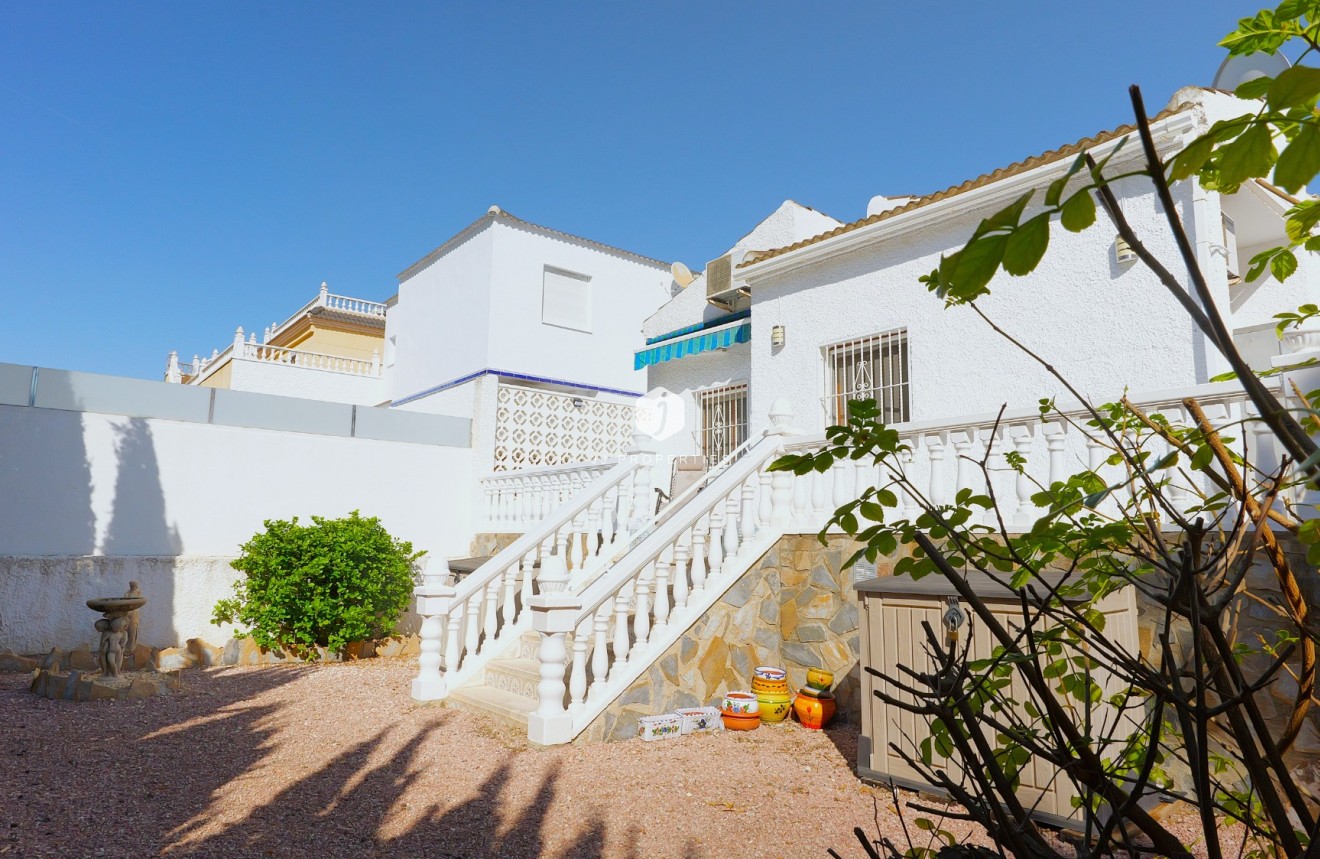 Tweedehands - Villa -
Torrevieja - Costa Blanca