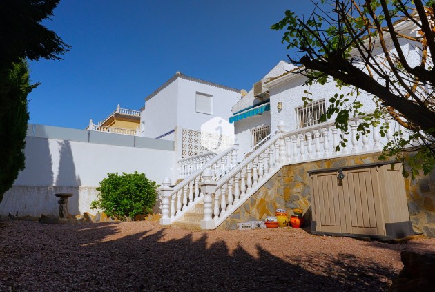 Tweedehands - Villa -
Torrevieja - Costa Blanca
