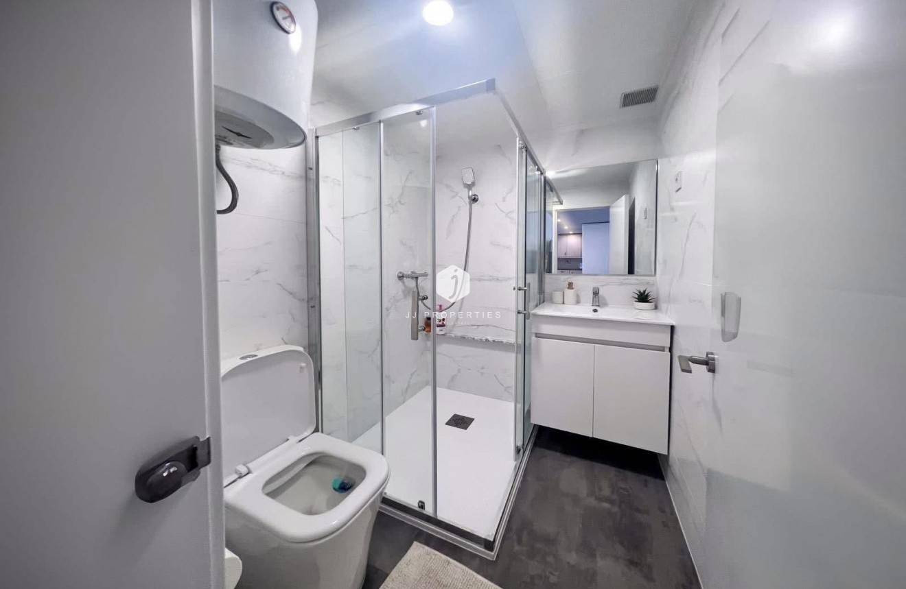 Tweedehands - Chalet -
Cabo Cervera - Costa Blanca