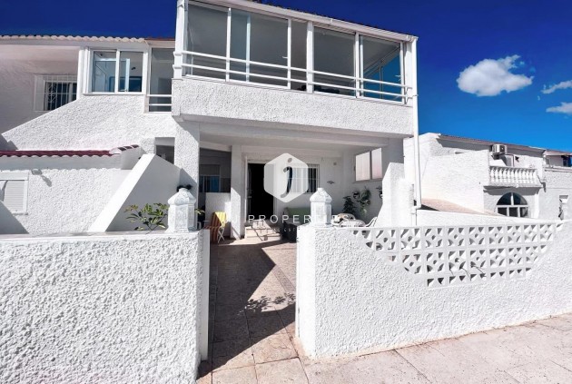 Tweedehands - Chalet -
Cabo Cervera - Costa Blanca