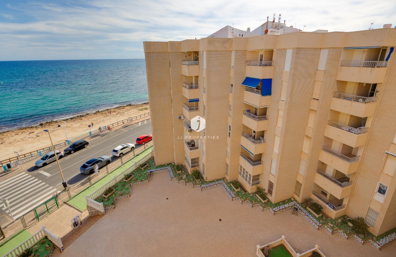 Tweedehands - Appartement / flat -
Torrevieja - Centro