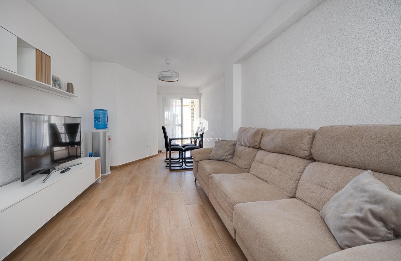 Tweedehands - Appartement / flat -
Torrevieja - Centro