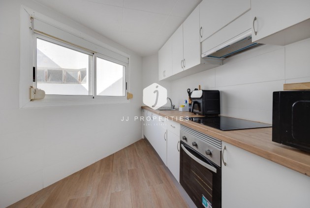 Tweedehands - Appartement / flat -
Torrevieja - Centro