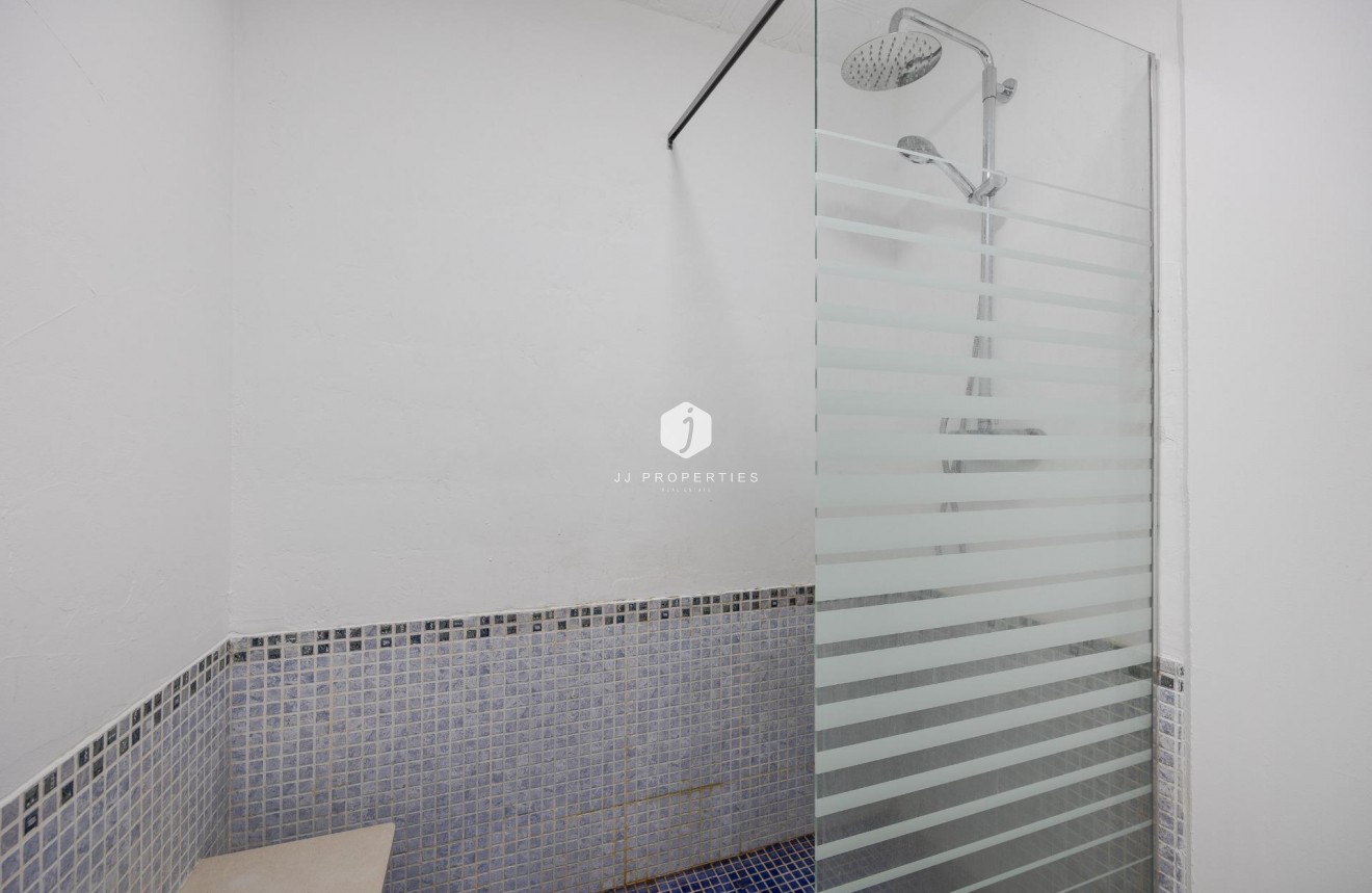 Tweedehands - Appartement / flat -
Torrevieja - Centro