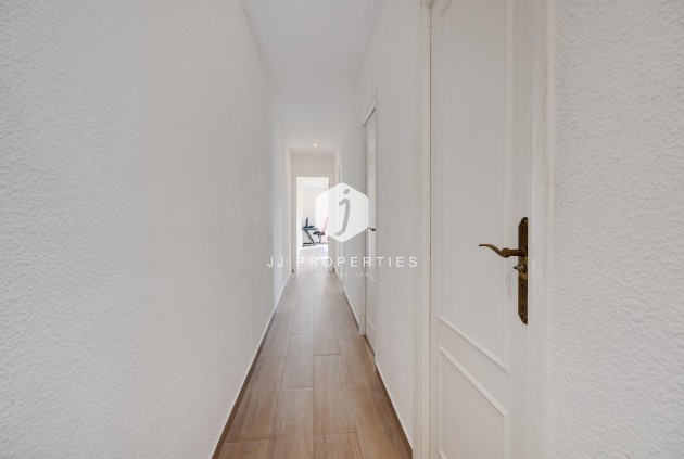 Tweedehands - Appartement / flat -
Torrevieja - Centro