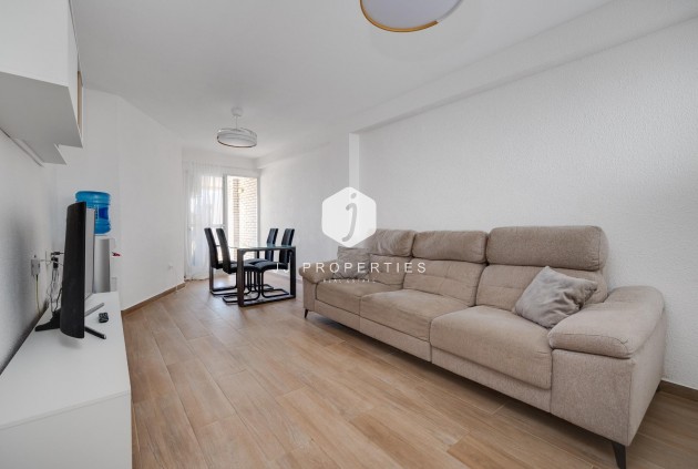 Tweedehands - Appartement / flat -
Torrevieja - Centro