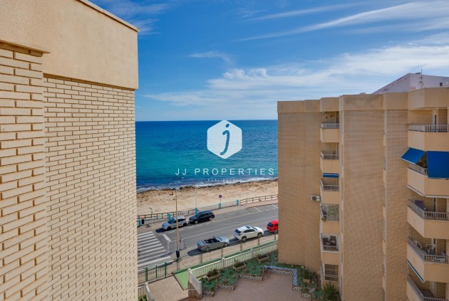 Tweedehands - Appartement / flat -
Torrevieja - Centro