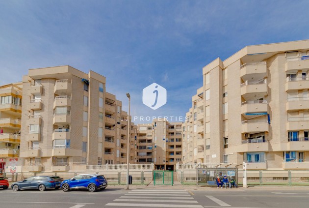 Tweedehands - Appartement / flat -
Torrevieja - Centro