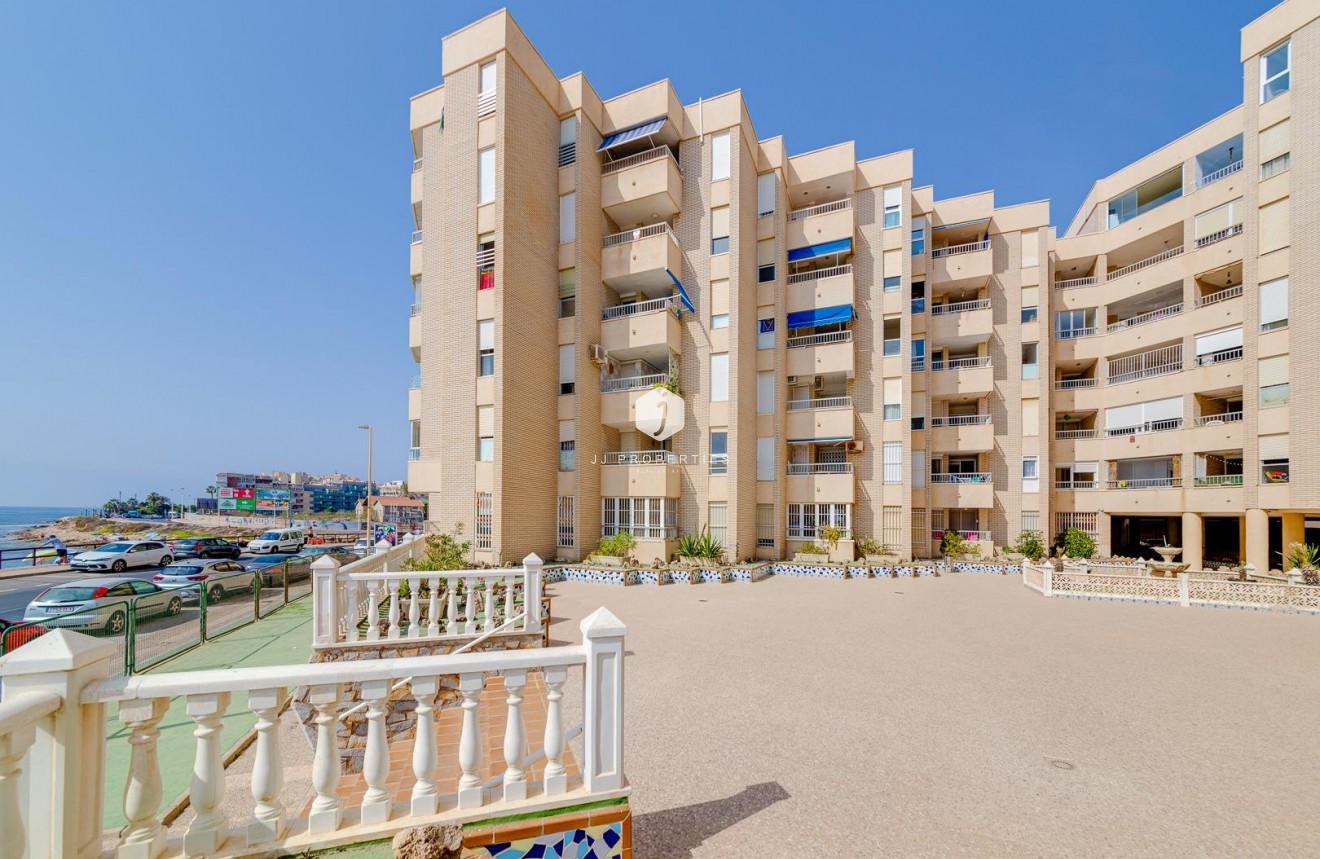 Tweedehands - Appartement / flat -
Torrevieja - Centro