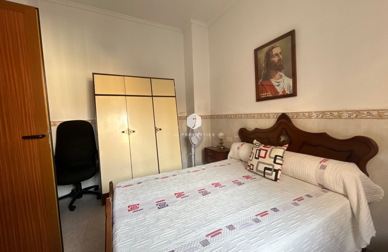 Aus zweiter Hand - Villa -
Benejúzar - Inland