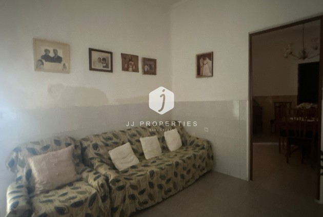 Aus zweiter Hand - Villa -
Benejúzar - Inland