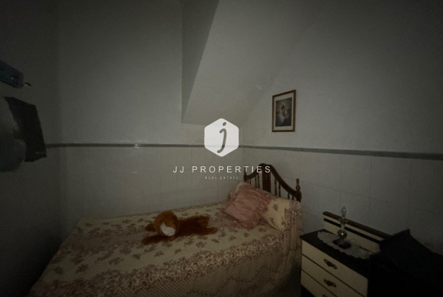 Aus zweiter Hand - Villa -
Benejúzar - Inland