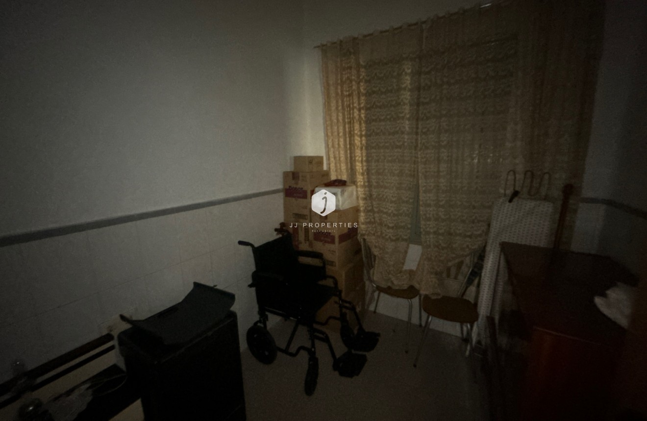 Aus zweiter Hand - Villa -
Benejúzar - Inland