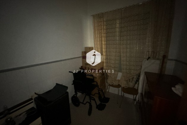 Aus zweiter Hand - Villa -
Benejúzar - Inland