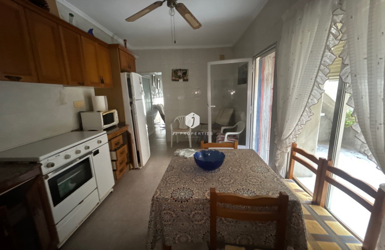 Aus zweiter Hand - Villa -
Benejúzar - Inland