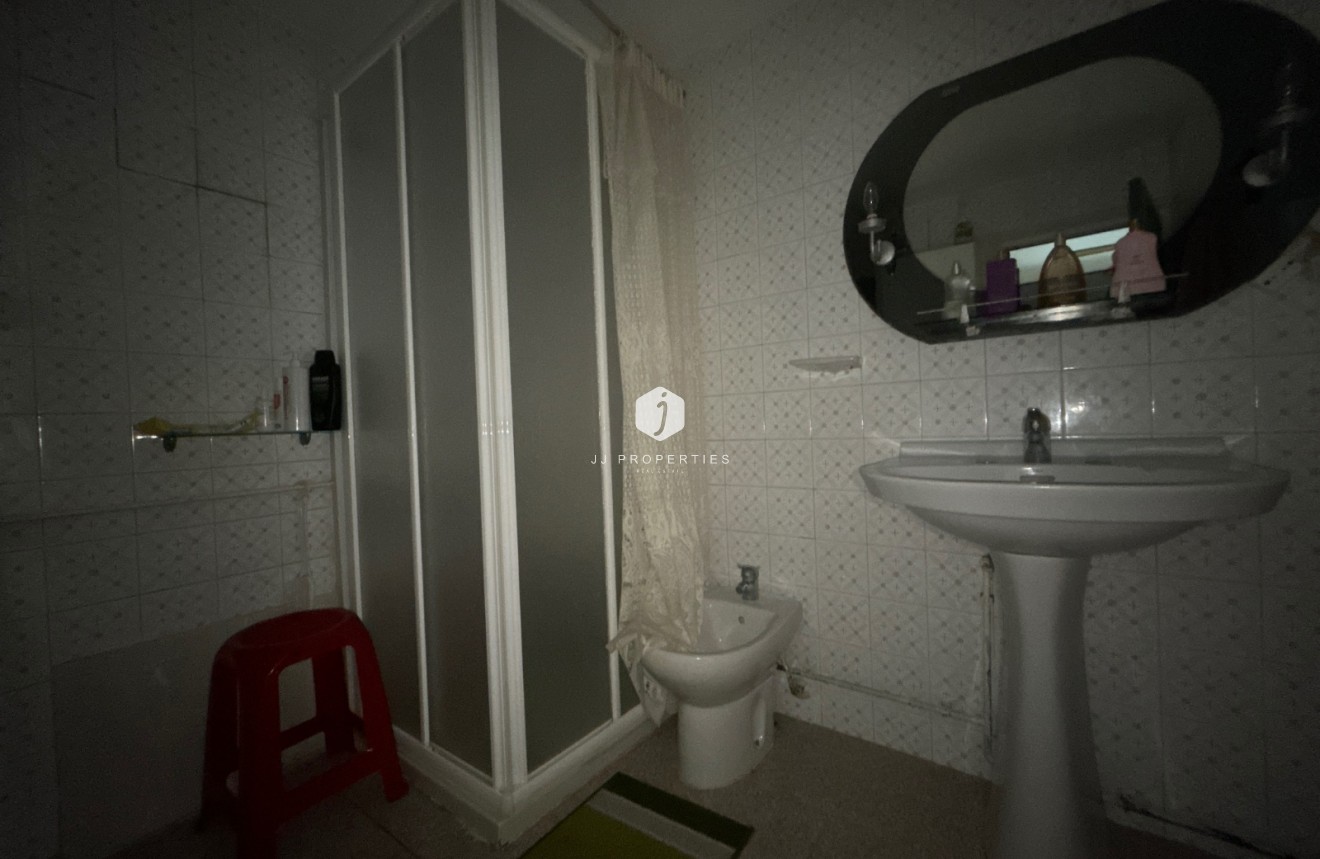 Aus zweiter Hand - Villa -
Benejúzar - Inland