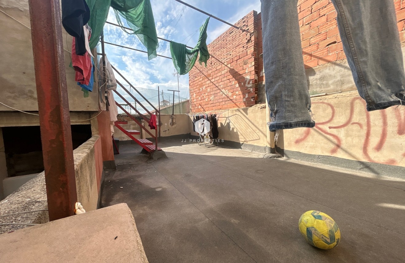 Aus zweiter Hand - Villa -
Benejúzar - Inland