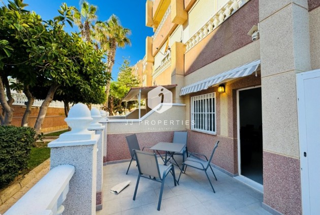 Tweedehands - Appartement / flat -
La Mata - Costa Blanca