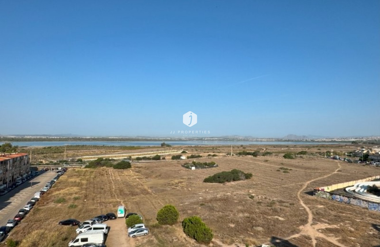 Tweedehands - Appartement / flat -
La Mata - Costa Blanca