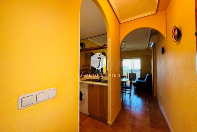 Tweedehands - Appartement / flat -
La Mata - Costa Blanca