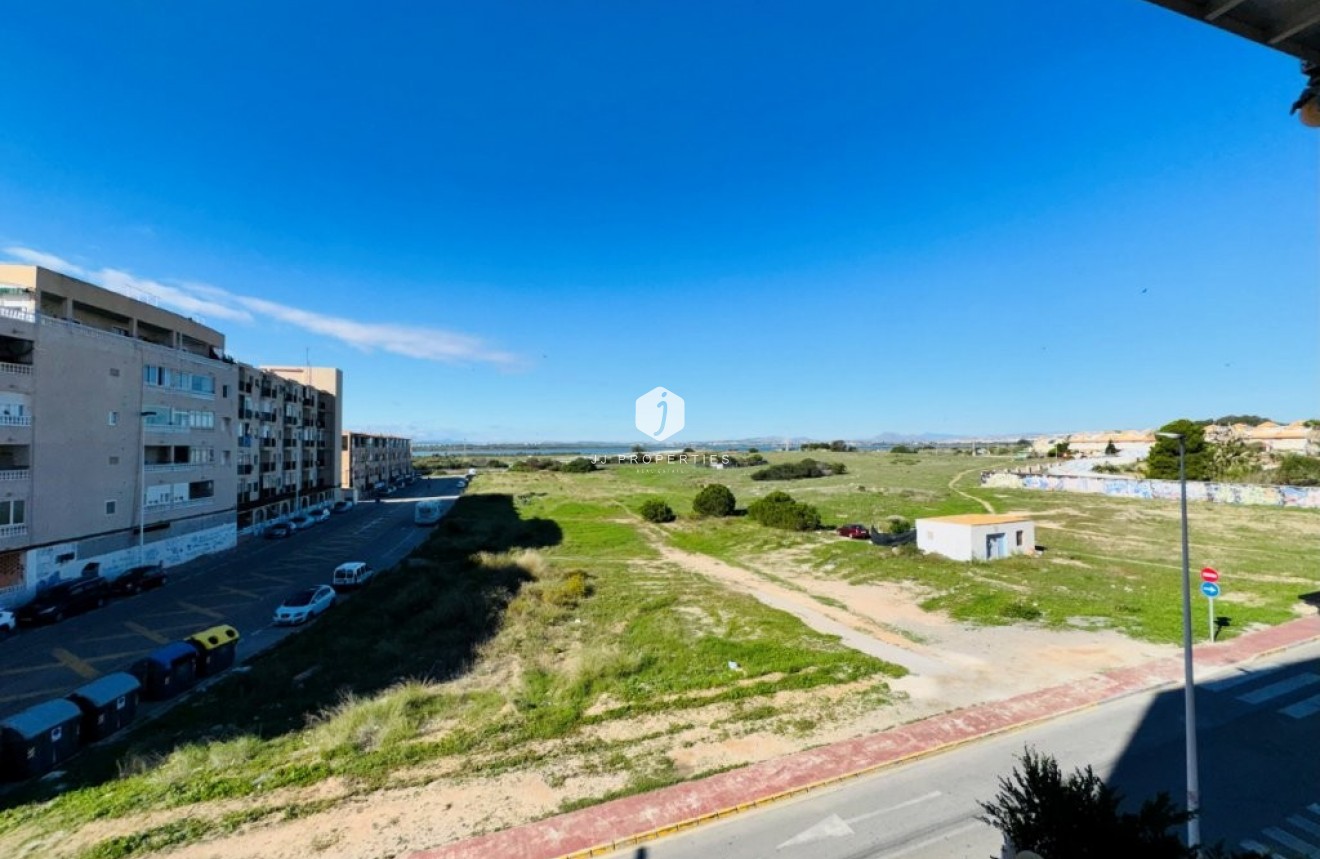 Tweedehands - Appartement / flat -
La Mata - Costa Blanca