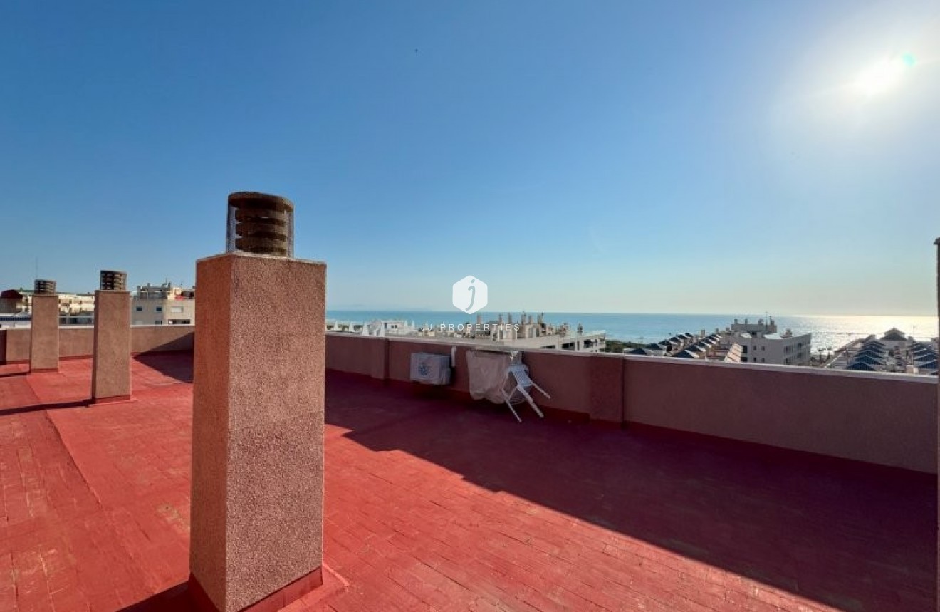 Tweedehands - Appartement / flat -
La Mata - Costa Blanca