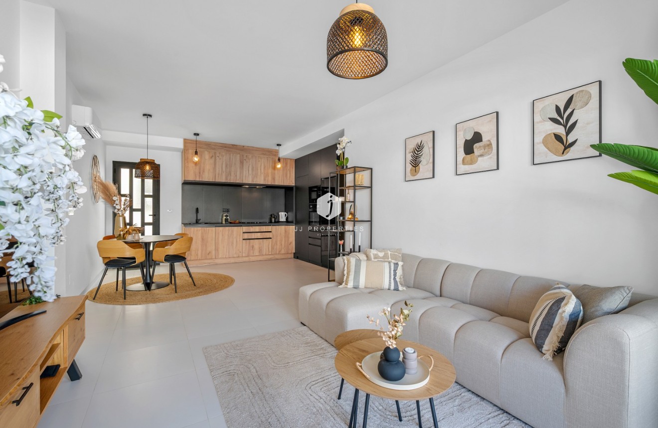 Tweedehands - Appartement / flat -
San Miguel de Salinas - Inland