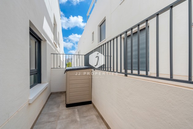 Tweedehands - Appartement / flat -
San Miguel de Salinas - Inland