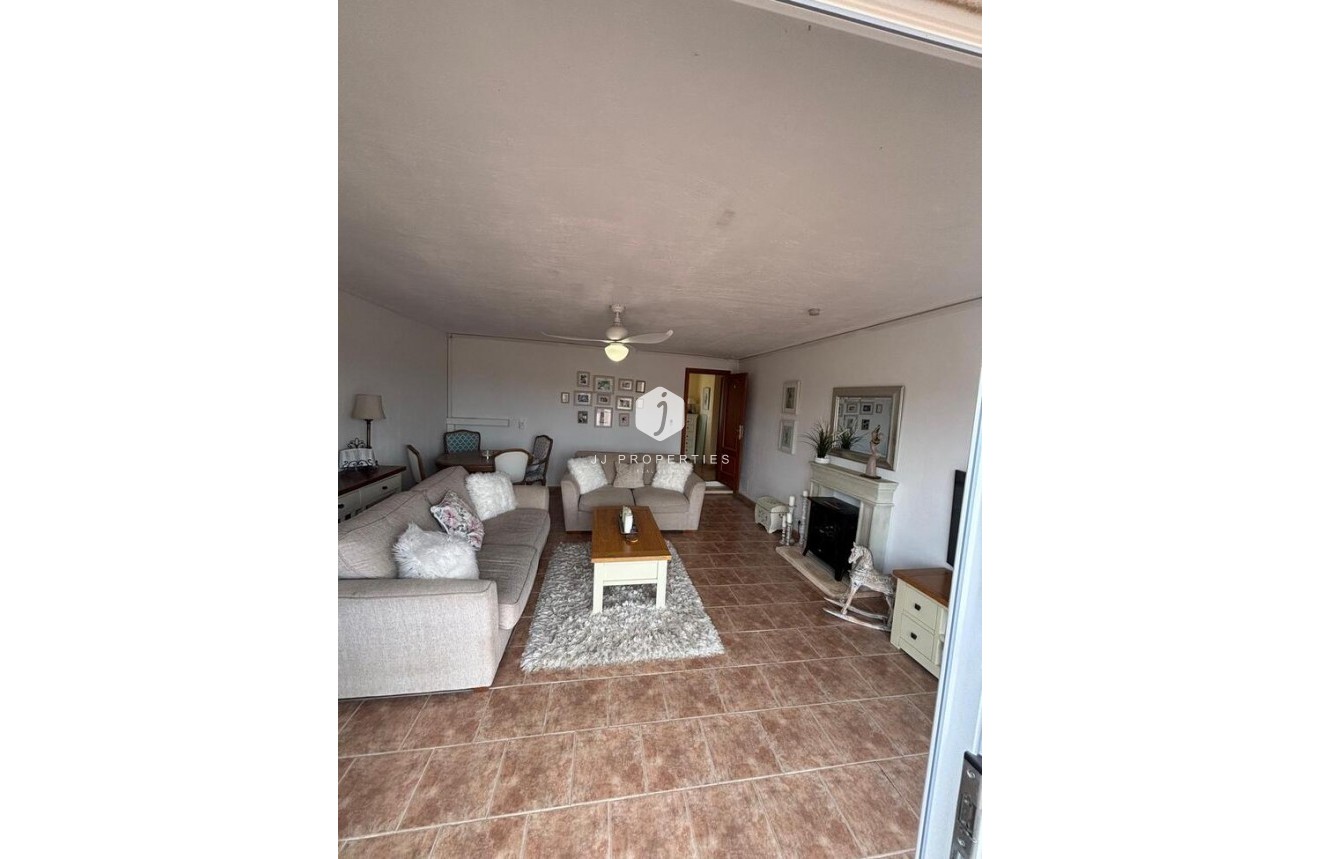 Tweedehands - Landelijk eigendom -
Dolores - Costa Blanca