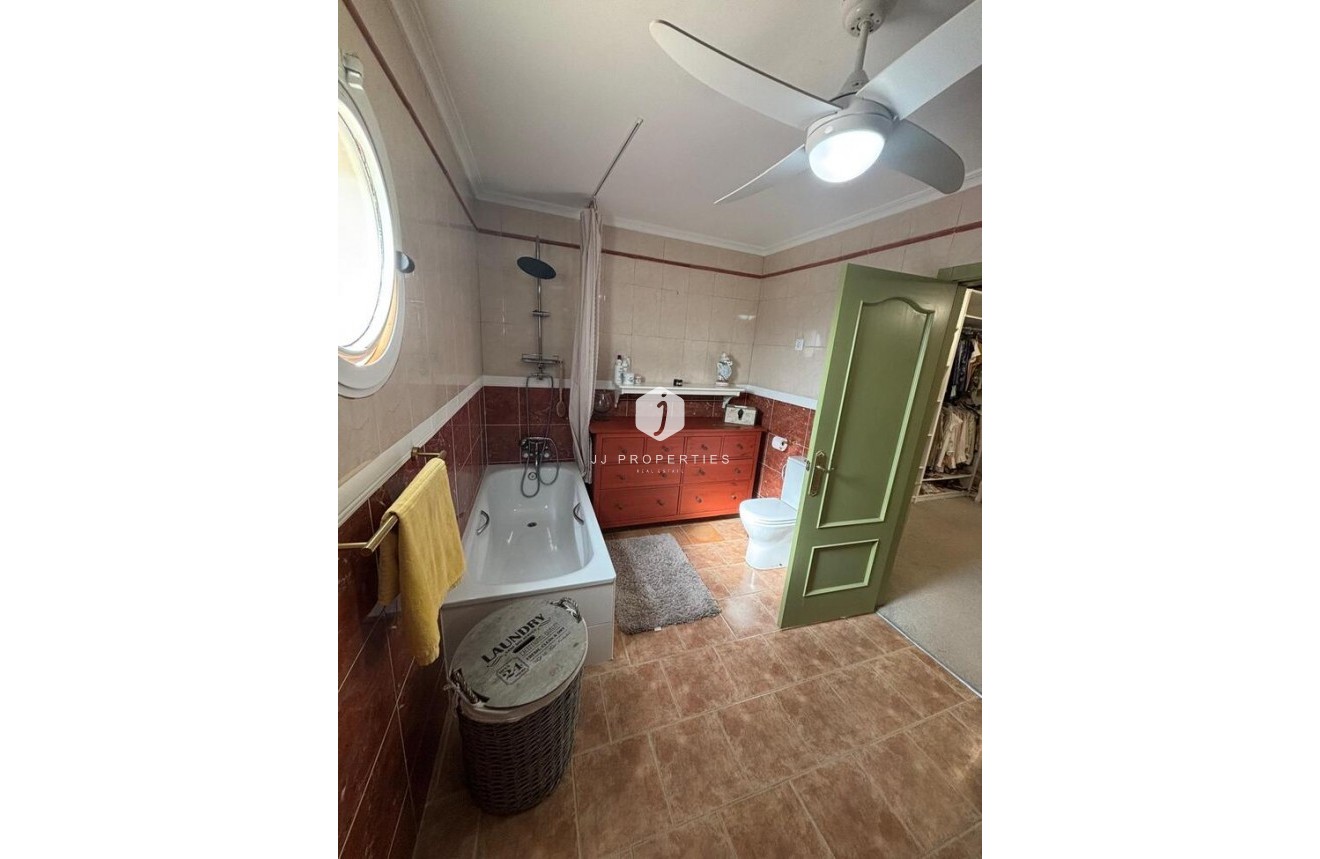 Tweedehands - Landelijk eigendom -
Dolores - Costa Blanca