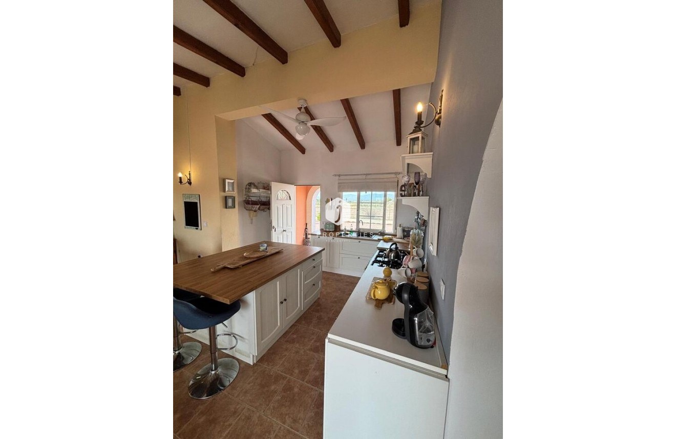 Tweedehands - Landelijk eigendom -
Dolores - Costa Blanca