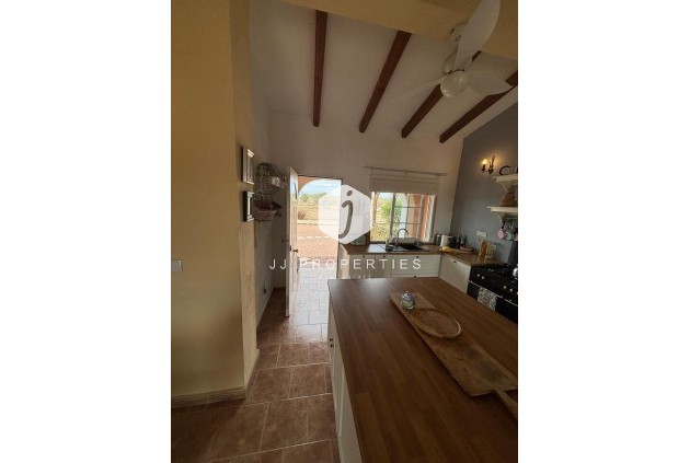 Tweedehands - Landelijk eigendom -
Dolores - Costa Blanca